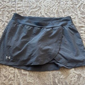 Under Armour Women's Charcoal Skort